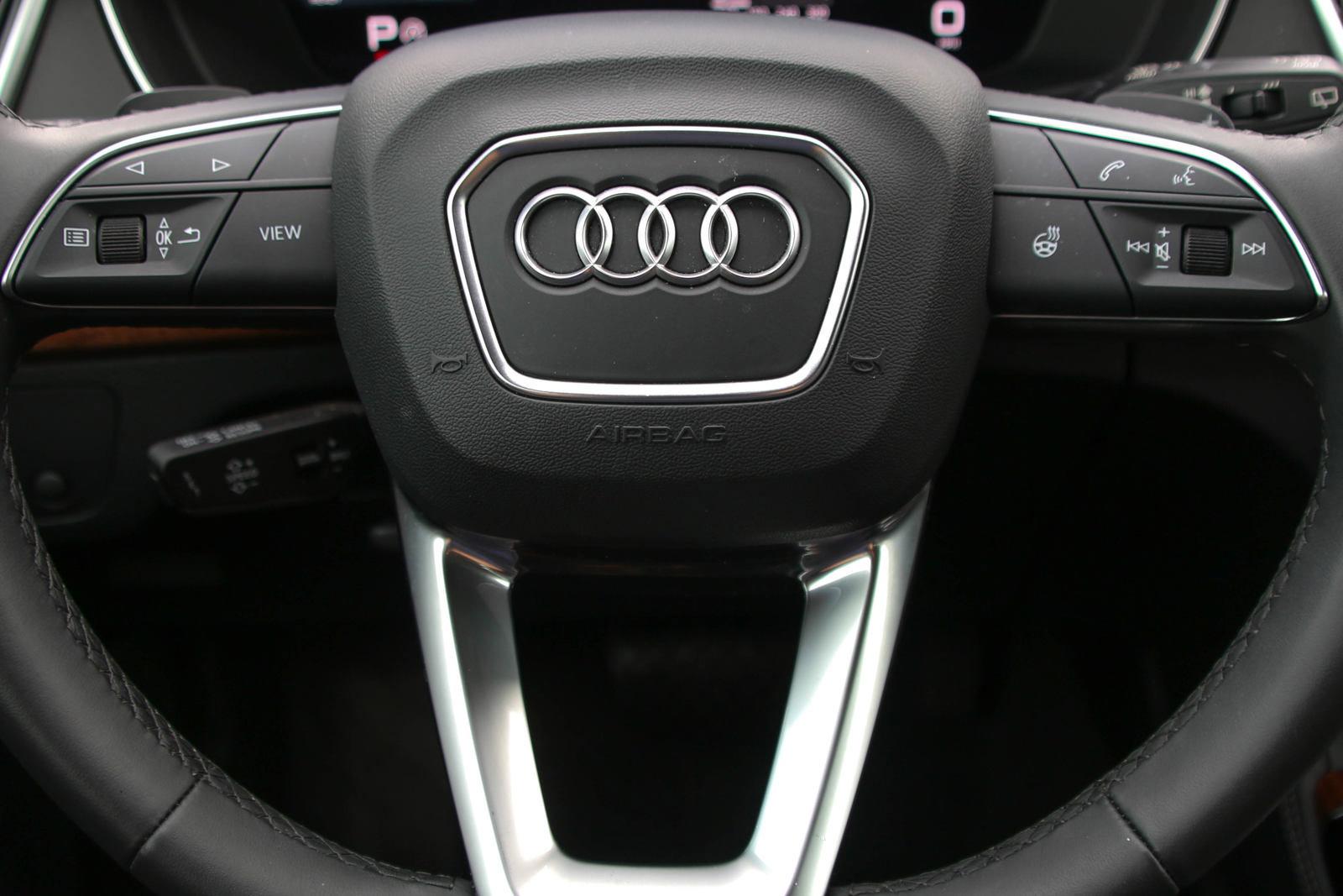 2023 Audi Q5 Vehicle Photo in SUGAR LAND, TX 77478