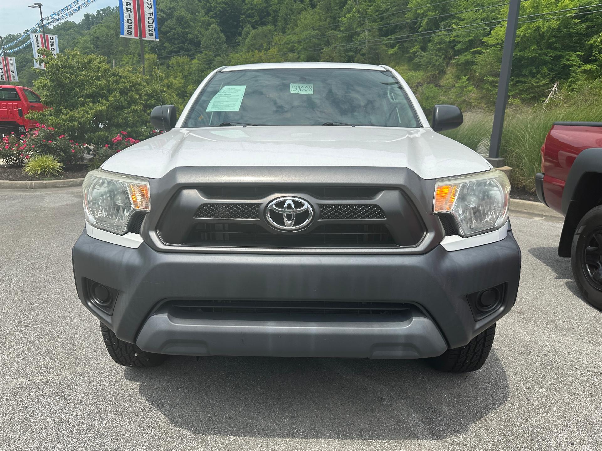 Used 2014 Toyota Tacoma Base with VIN 3TMLU4EN5EM139008 for sale in Prestonsburg, KY