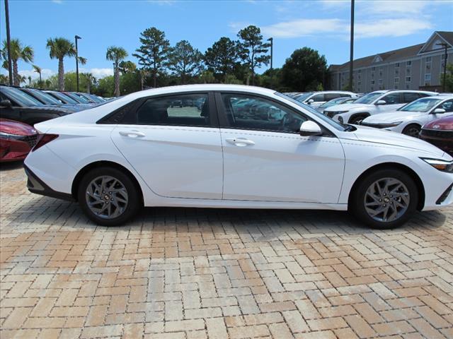 Certified 2024 Hyundai Elantra SEL with VIN KMHLM4DG6RU680018 for sale in Myrtle Beach, SC