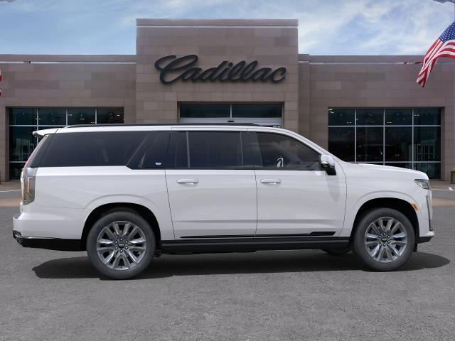 2024 Cadillac Escalade ESV Vehicle Photo in KANSAS CITY, MO 64114-4545