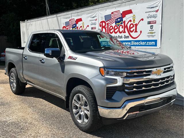 2024 Chevrolet Silverado 1500 Vehicle Photo in DUNN, NC 28334-8900