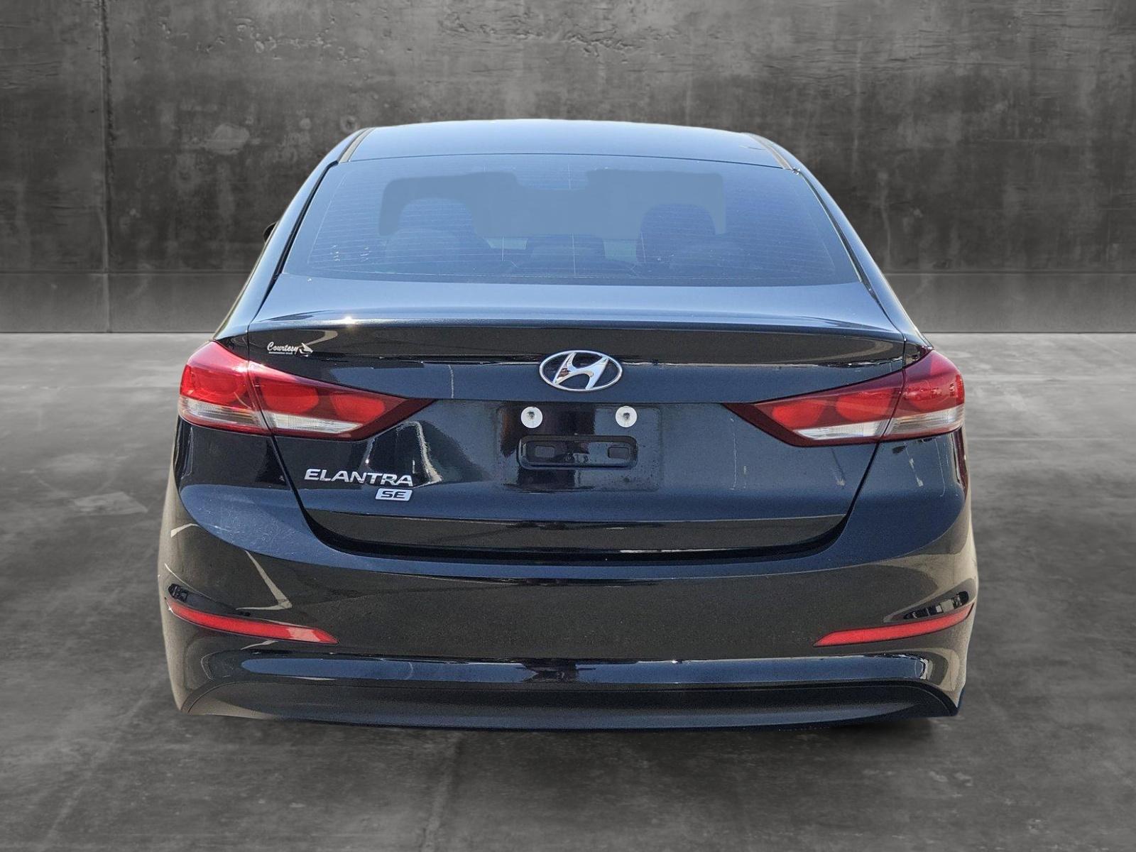 2018 Hyundai ELANTRA Vehicle Photo in GILBERT, AZ 85297-0446