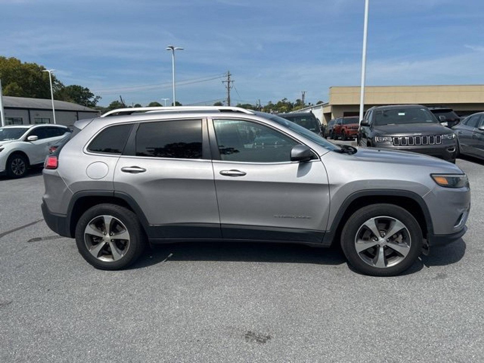 2019 Jeep Cherokee Vehicle Photo in Harrisburg, PA 17111