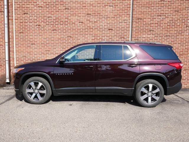 Used 2020 Chevrolet Traverse 3LT with VIN 1GNEVHKW1LJ315094 for sale in Edina, MN