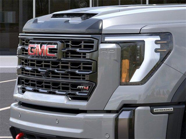 2025 GMC Sierra 2500 HD Vehicle Photo in PUYALLUP, WA 98371-4149