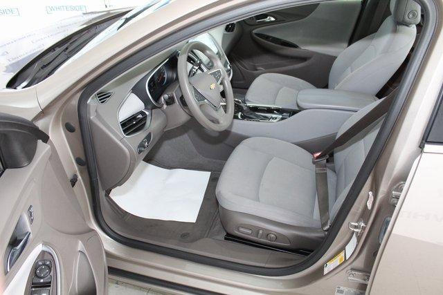 2022 Chevrolet Malibu Vehicle Photo in SAINT CLAIRSVILLE, OH 43950-8512