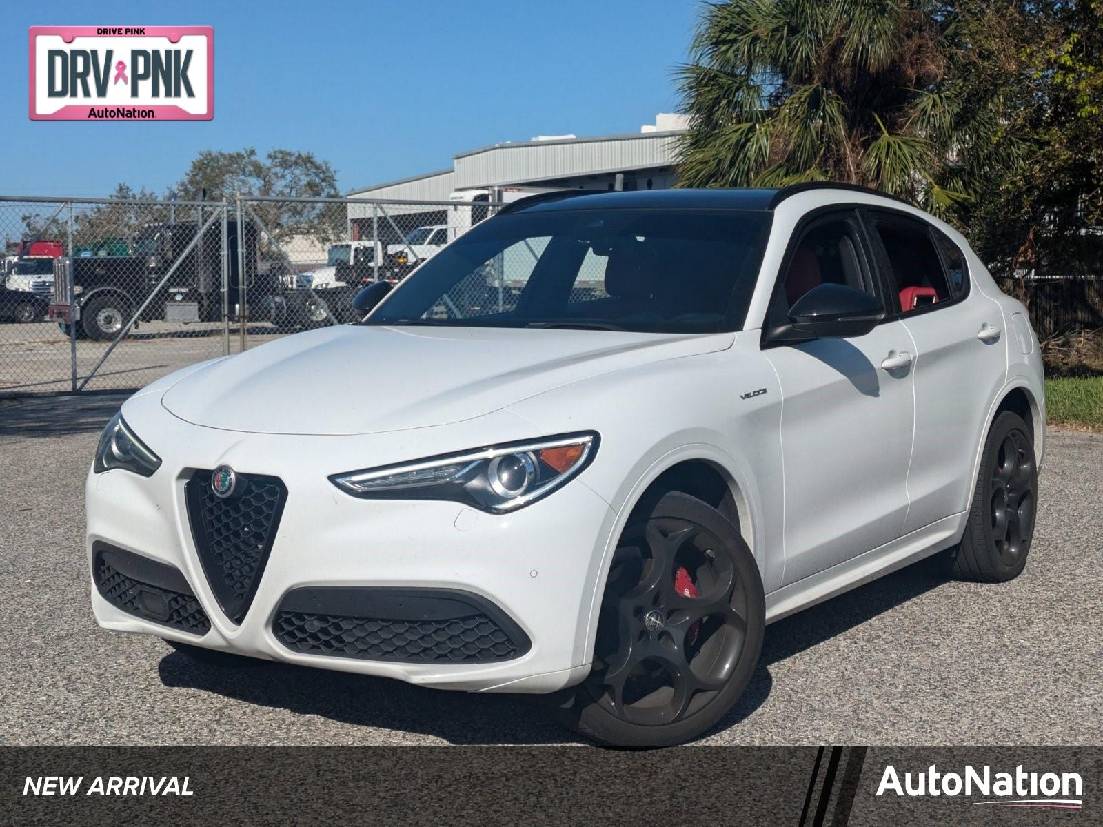 2022 Alfa Romeo Stelvio Vehicle Photo in Sarasota, FL 34231