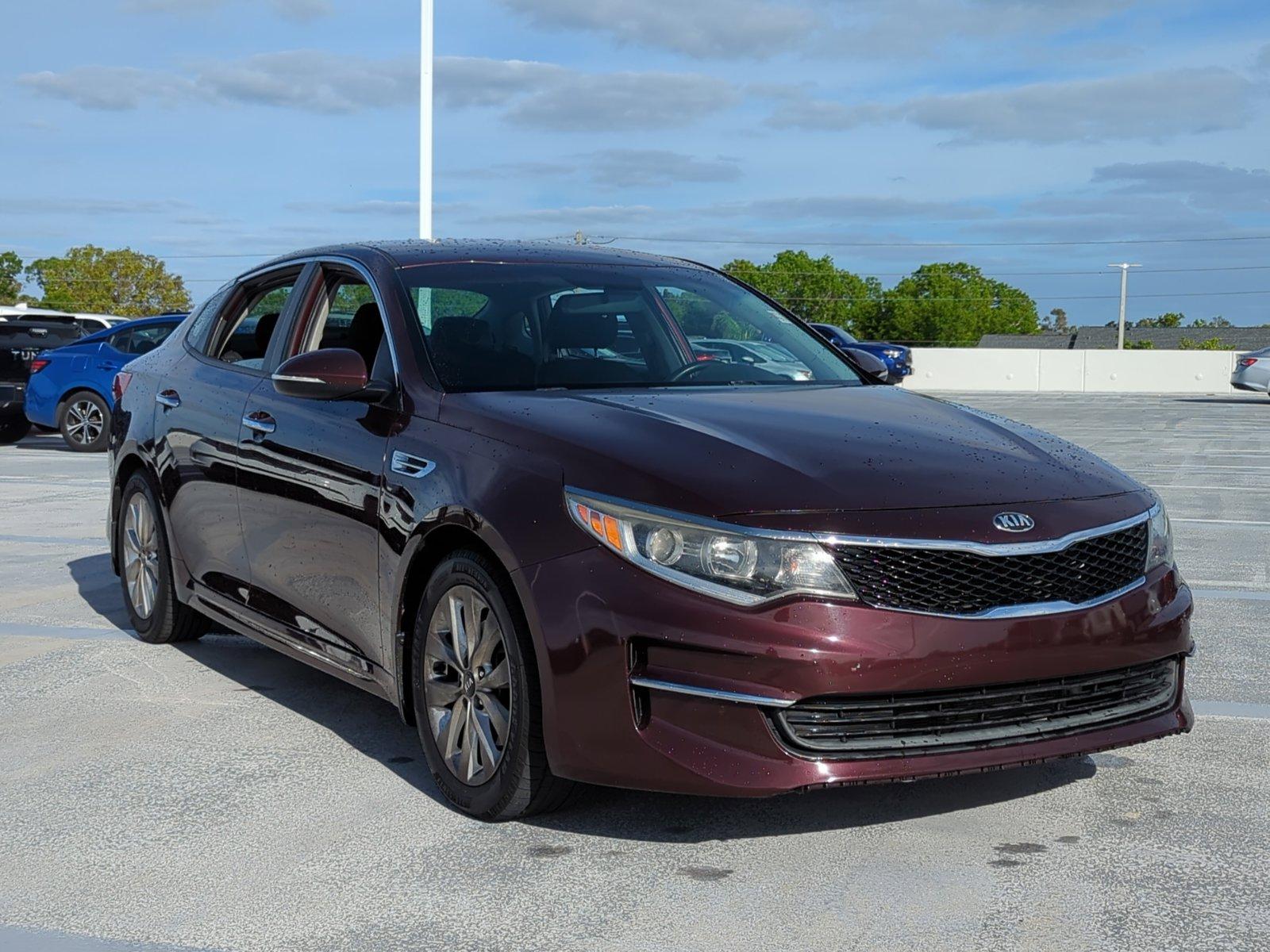 2018 Kia Optima Vehicle Photo in Ft. Myers, FL 33907