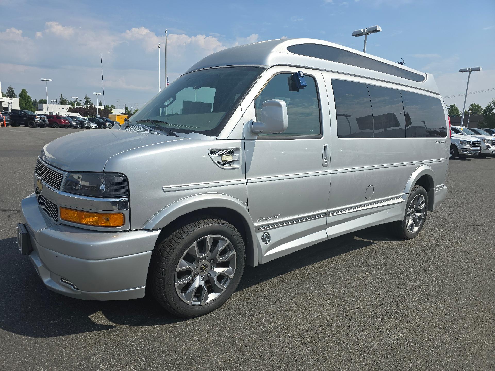 2023 Chevrolet Express Cargo 2500 Vehicle Photo in POST FALLS, ID 83854-5365