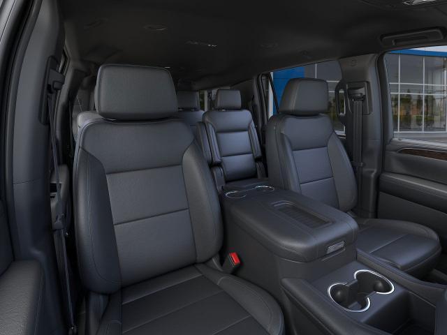 2024 Chevrolet Suburban Vehicle Photo in GREENACRES, FL 33463-3207