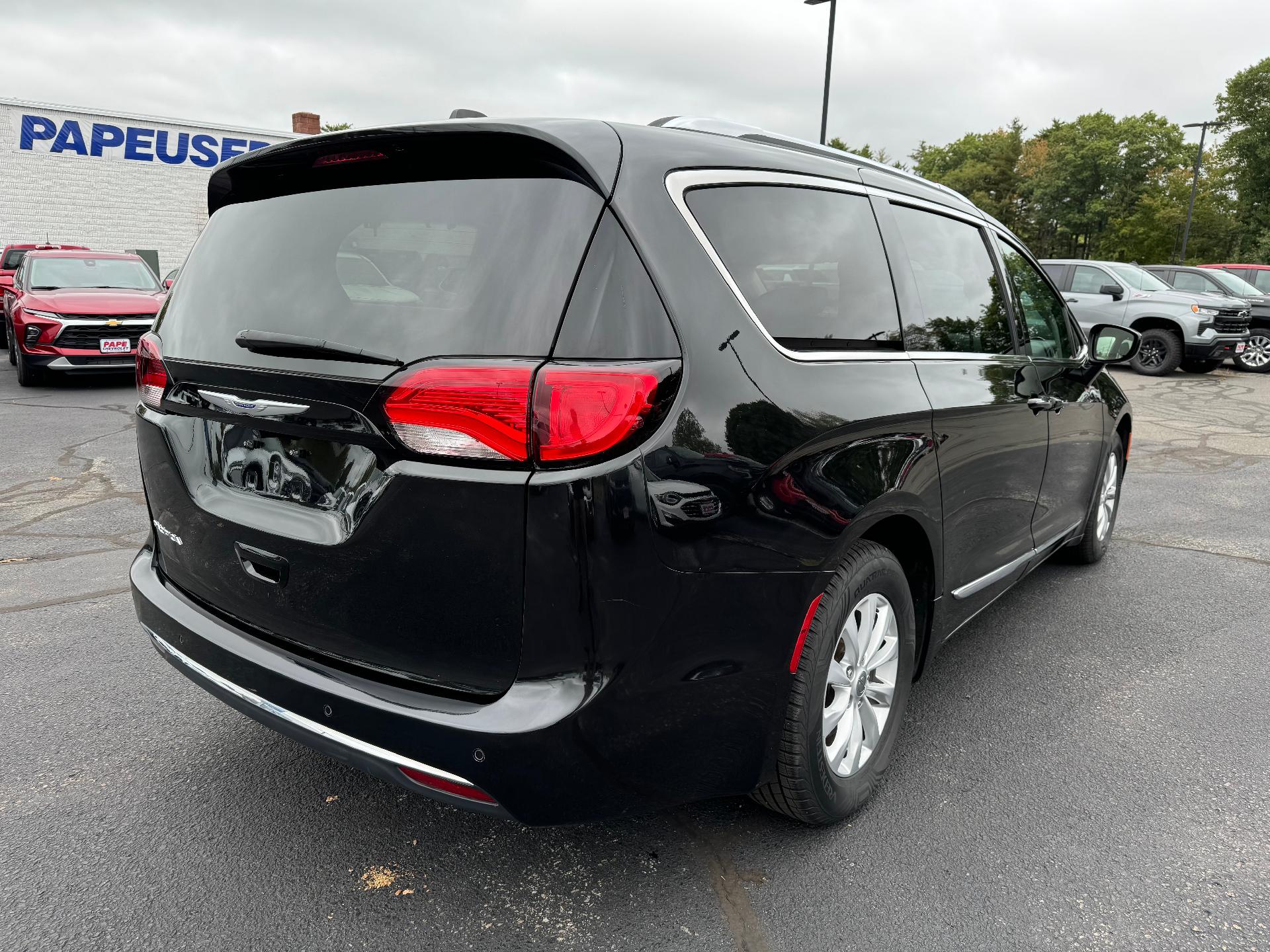 2019 Chrysler Pacifica Vehicle Photo in SOUTH PORTLAND, ME 04106-1997