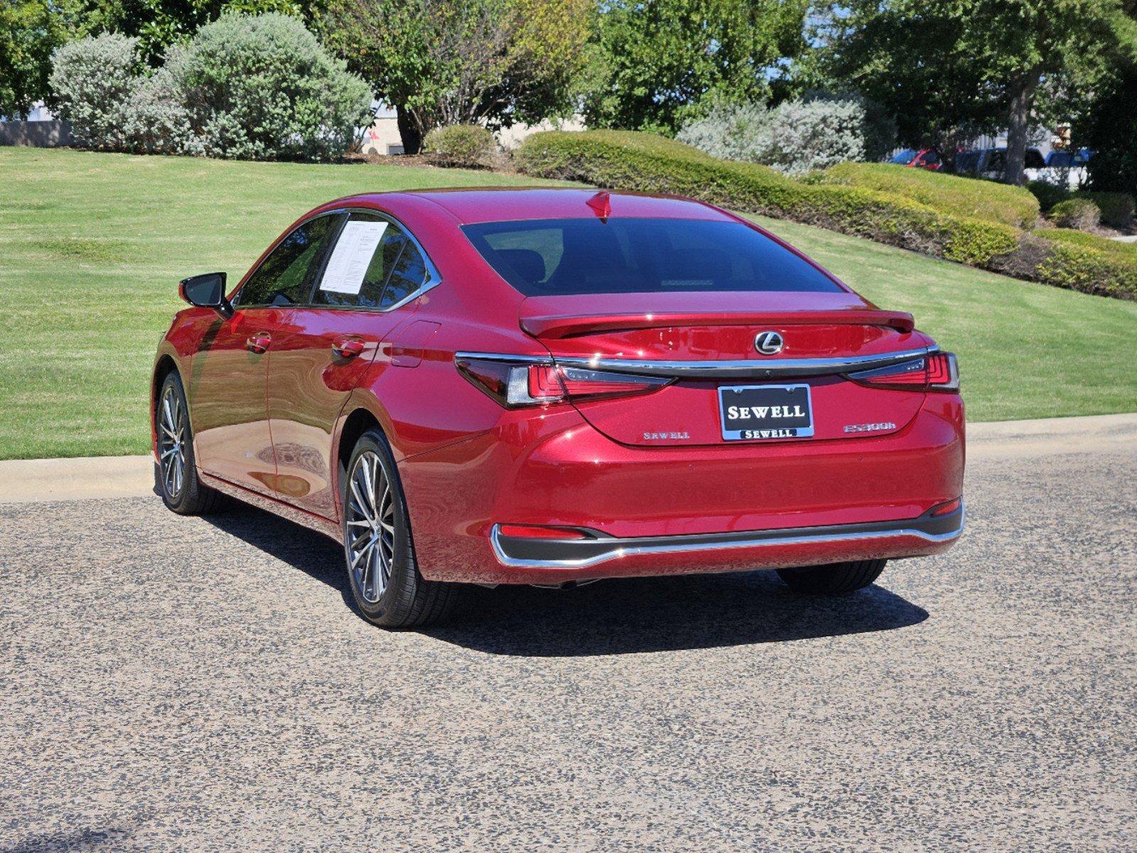 2023 Lexus ES 300h Vehicle Photo in FORT WORTH, TX 76132