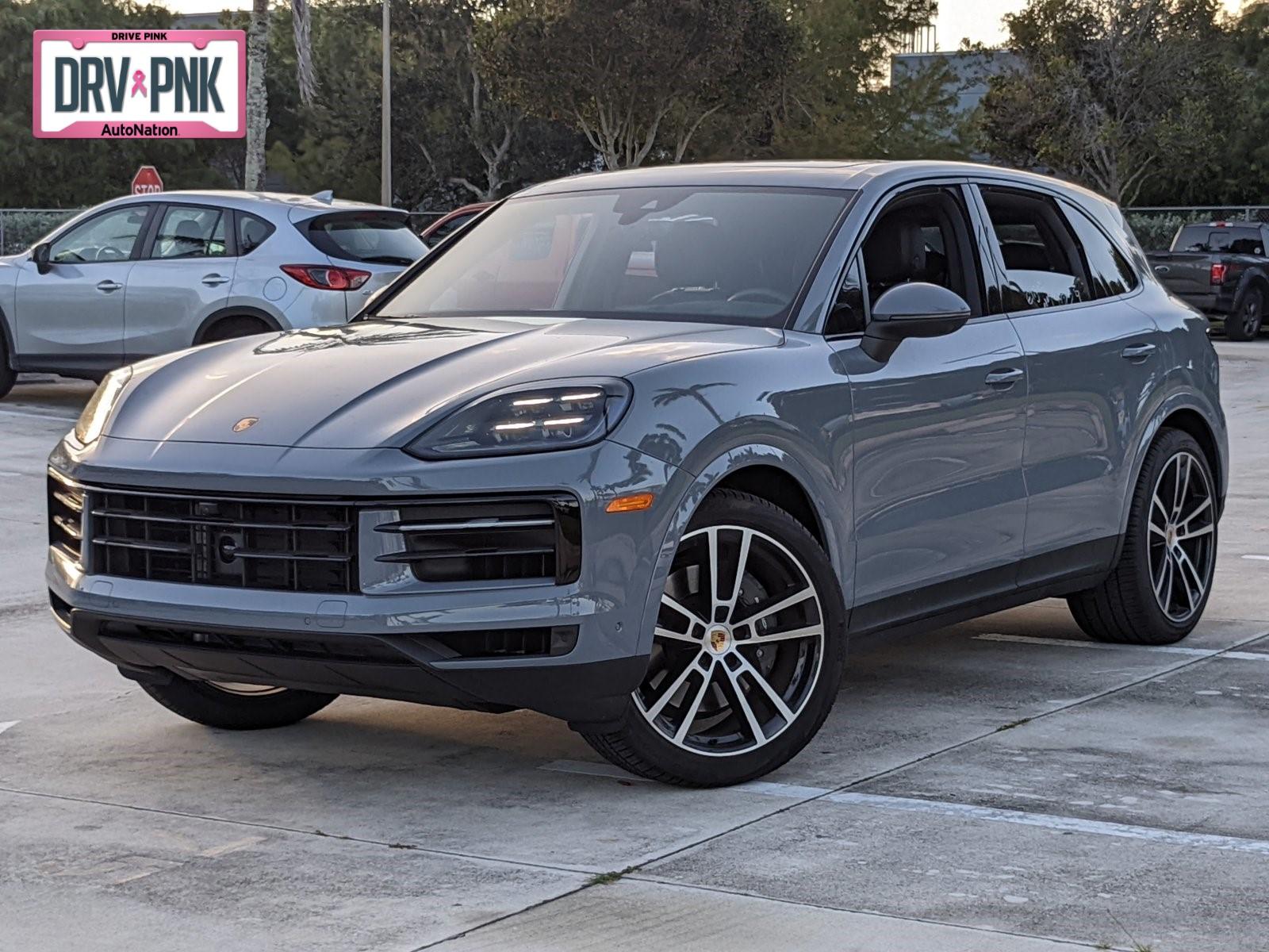 2024 Porsche Cayenne Vehicle Photo in Davie, FL 33331