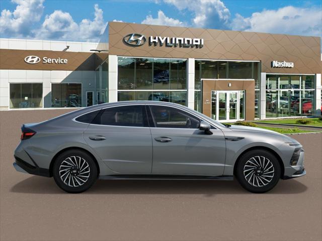 2025 Hyundai SONATA Hybrid Vehicle Photo in Nashua, NH 03060