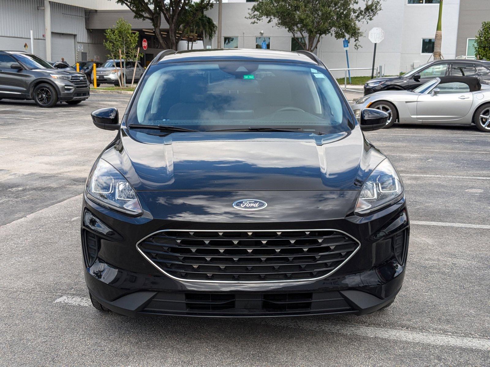 2021 Ford Escape Vehicle Photo in Miami, FL 33015