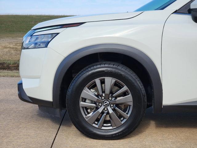 2022 Nissan Pathfinder Vehicle Photo in Denison, TX 75020