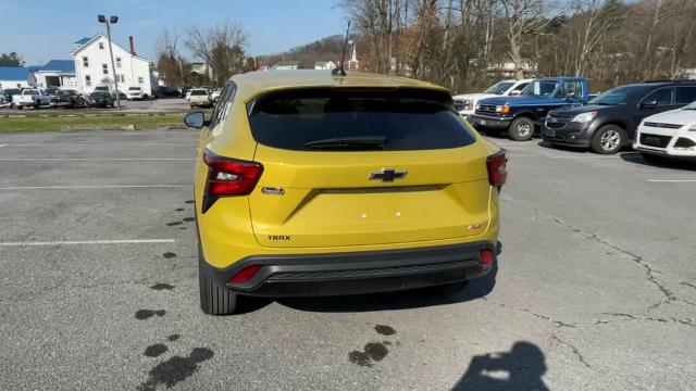 2024 Chevrolet Trax Vehicle Photo in THOMPSONTOWN, PA 17094-9014