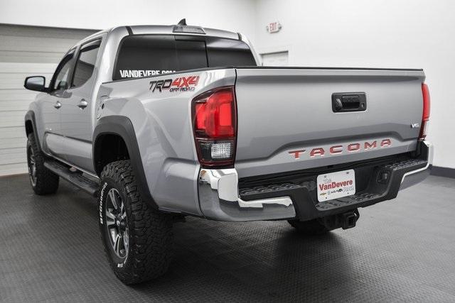 2018 Toyota Tacoma Vehicle Photo in AKRON, OH 44303-2330