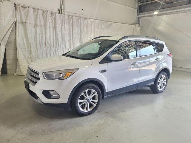 Used 2018 Ford Escape SE with VIN 1FMCU0GD0JUC96198 for sale in Pinconning, MI