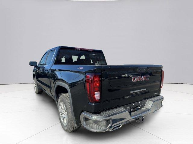 2024 GMC Sierra 1500 Vehicle Photo in LEOMINSTER, MA 01453-2952