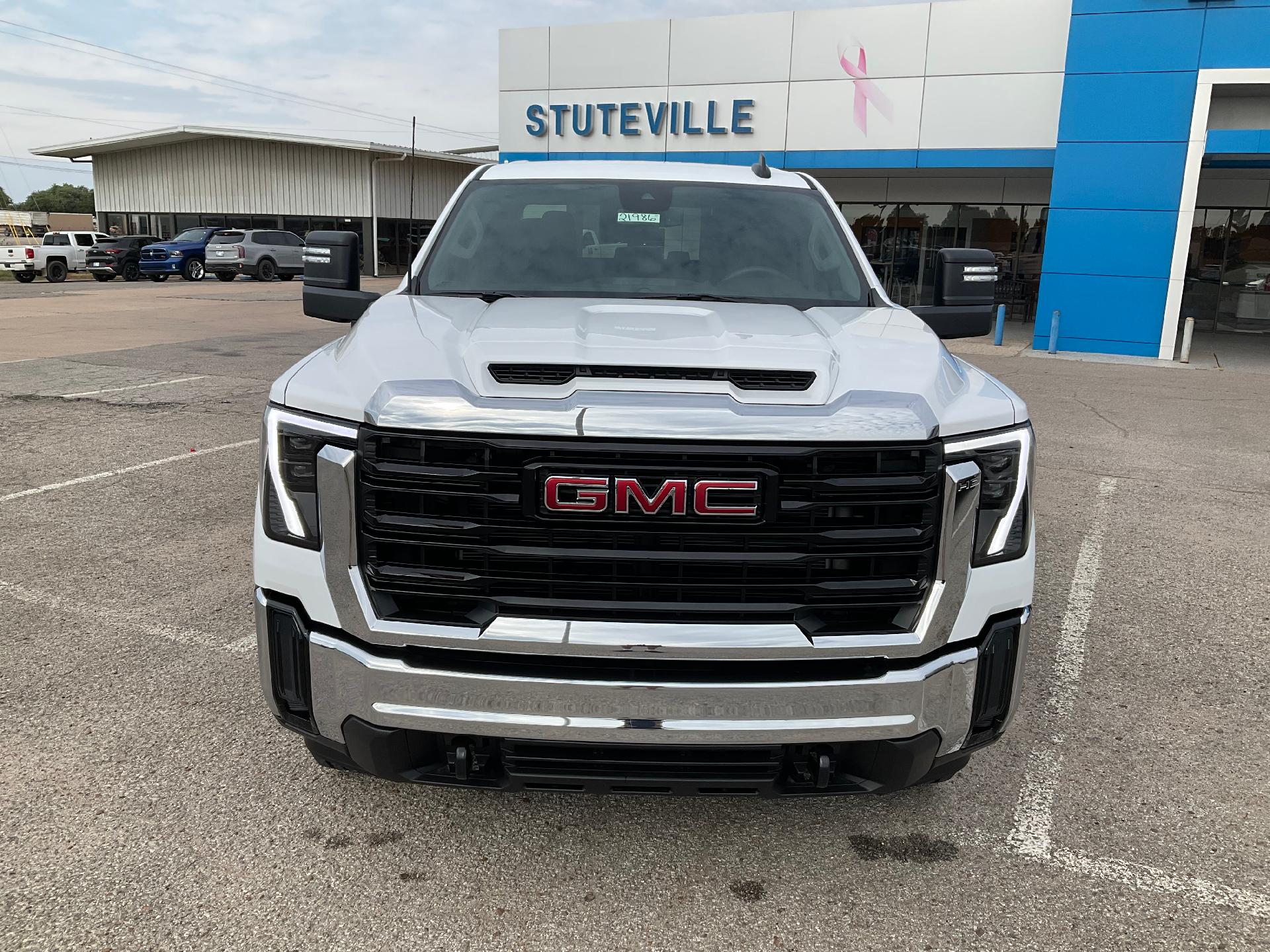 2024 GMC Sierra 2500 HD Vehicle Photo in PONCA CITY, OK 74601-1036