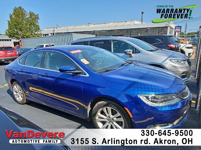 2017 Chrysler 200 Vehicle Photo in Akron, OH 44312