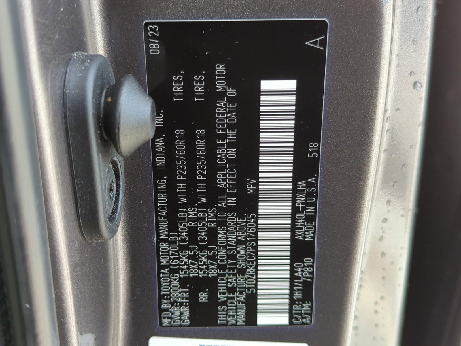 2023 Toyota Sienna Vehicle Photo in Ft. Myers, FL 33907