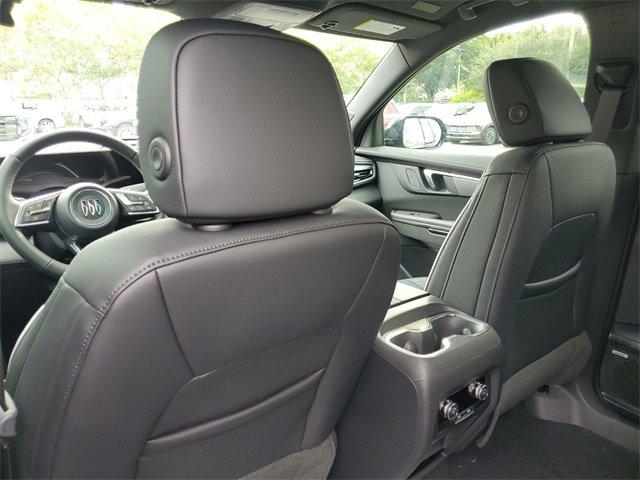 2025 Buick Enclave Vehicle Photo in SUNRISE, FL 33323-3202