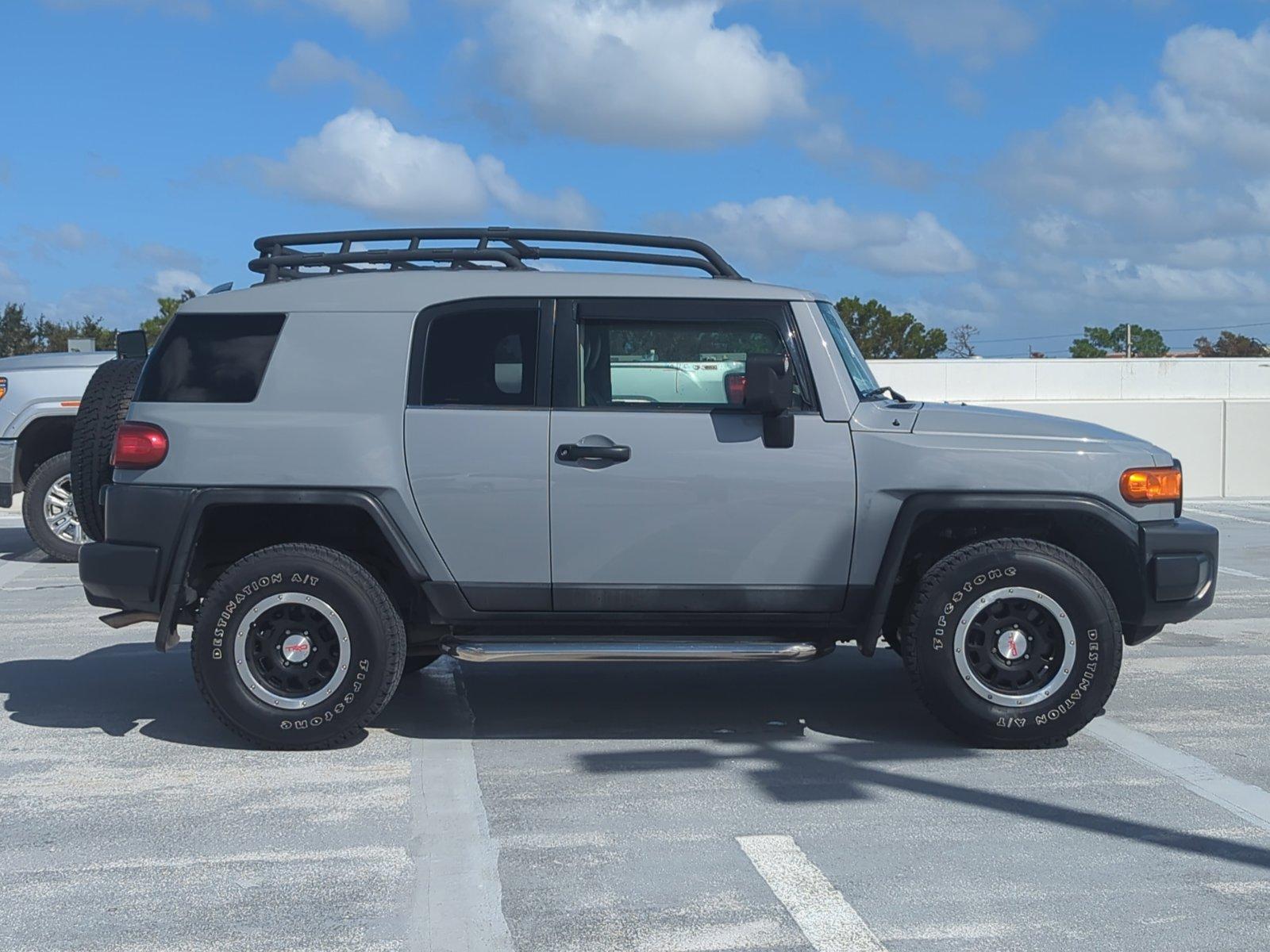 2013 Toyota FJ Cruiser Vehicle Photo in Ft. Myers, FL 33907