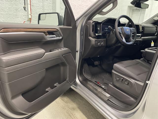 2025 Chevrolet Silverado 1500 Vehicle Photo in ROGERS, MN 55374-9422