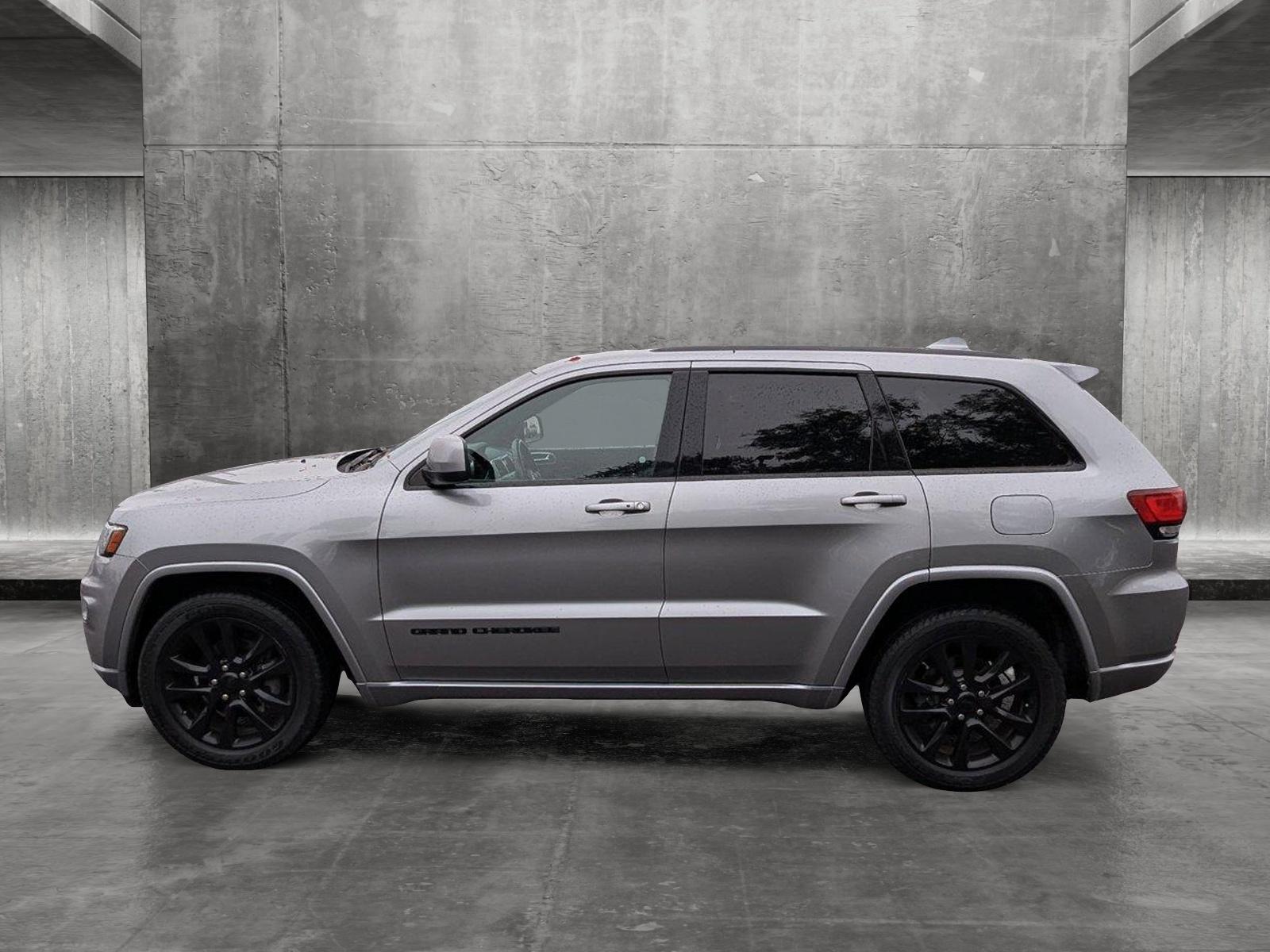 2018 Jeep Grand Cherokee Vehicle Photo in Panama City, FL 32401