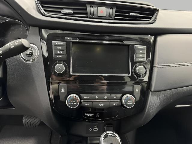 2019 Nissan Rogue Vehicle Photo in Green Bay, WI 54304