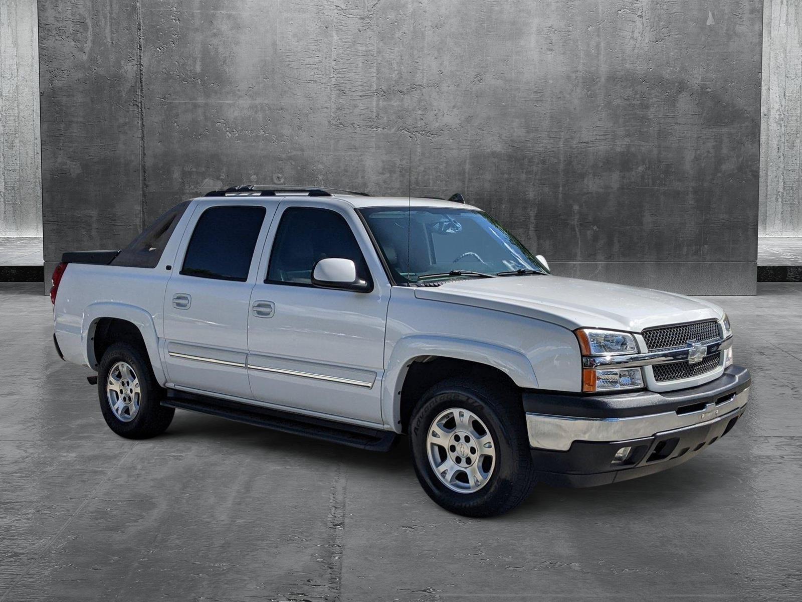 2006 Chevrolet Avalanche Vehicle Photo in PEMBROKE PINES, FL 33024-6534