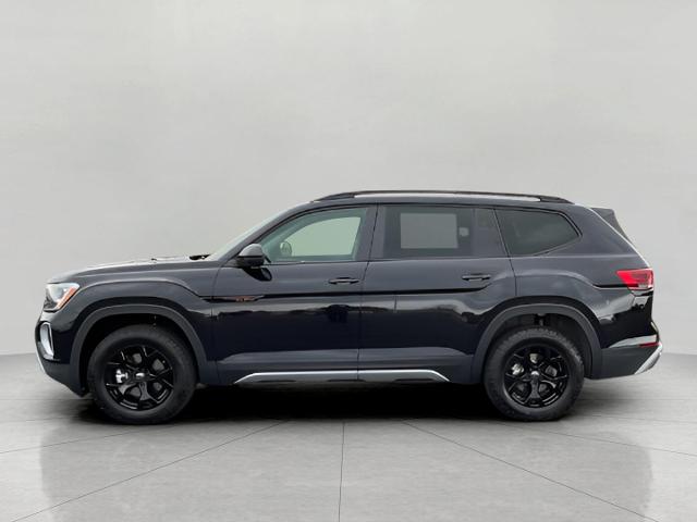 2025 Volkswagen Atlas Vehicle Photo in Oshkosh, WI 54904