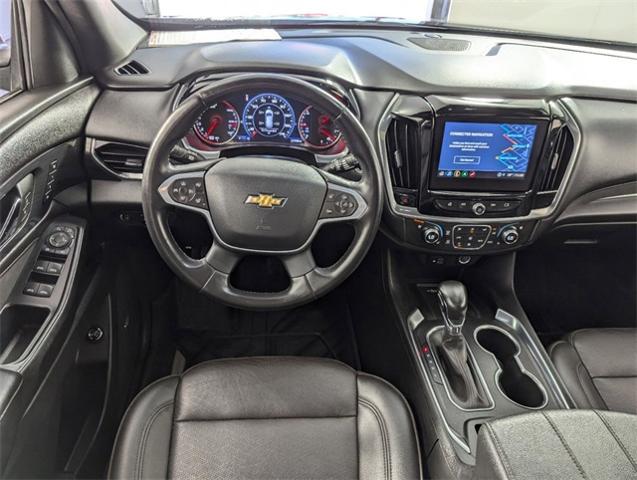 2022 Chevrolet Traverse Vehicle Photo in ENGLEWOOD, CO 80113-6708