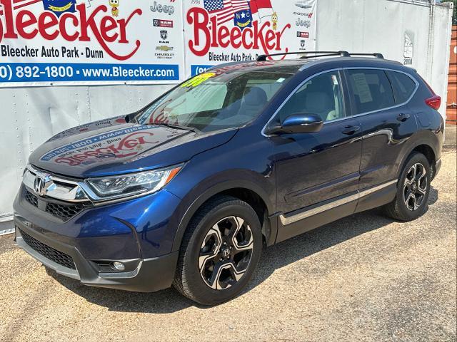 2017 Honda CR-V Vehicle Photo in DUNN, NC 28334-8900