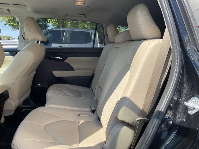 2022 Toyota Highlander Vehicle Photo in Flemington, NJ 08822