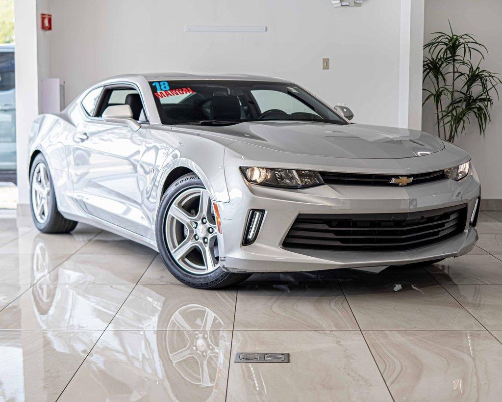 2018 Chevrolet Camaro Vehicle Photo in Plainfield, IL 60586