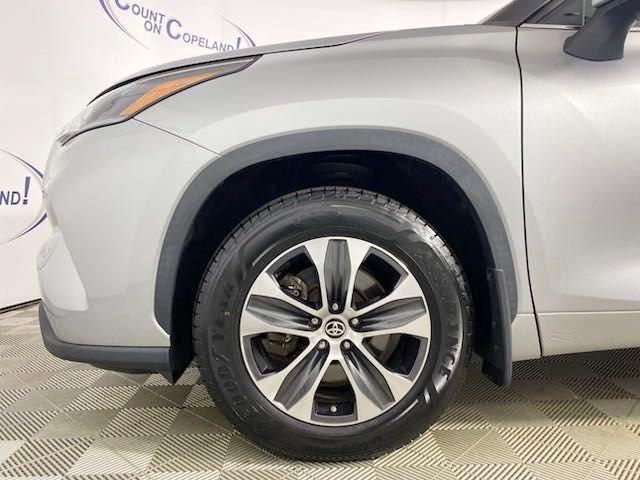 2021 Toyota Highlander Vehicle Photo in BROCKTON, MA 02301-7113