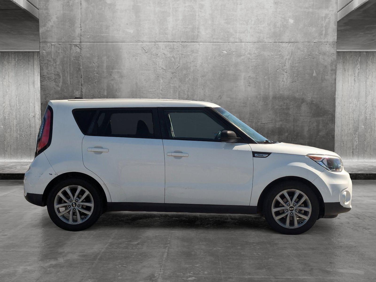 2017 Kia Soul Vehicle Photo in St. Petersburg, FL 33713