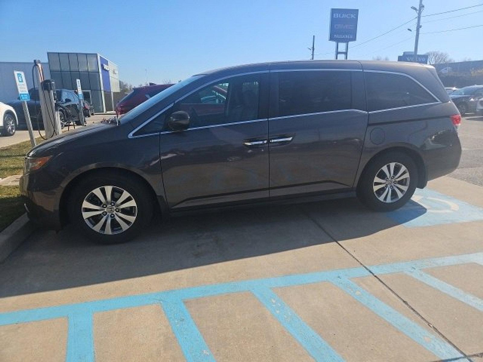 2015 Honda Odyssey Vehicle Photo in Trevose, PA 19053