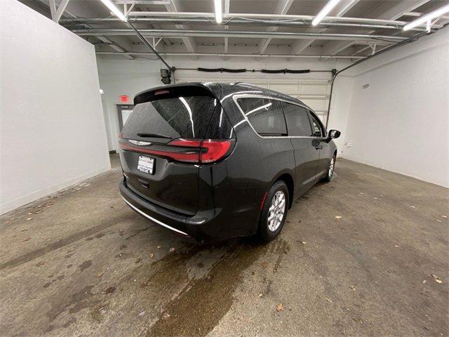 2022 Chrysler Pacifica Vehicle Photo in PORTLAND, OR 97225-3518