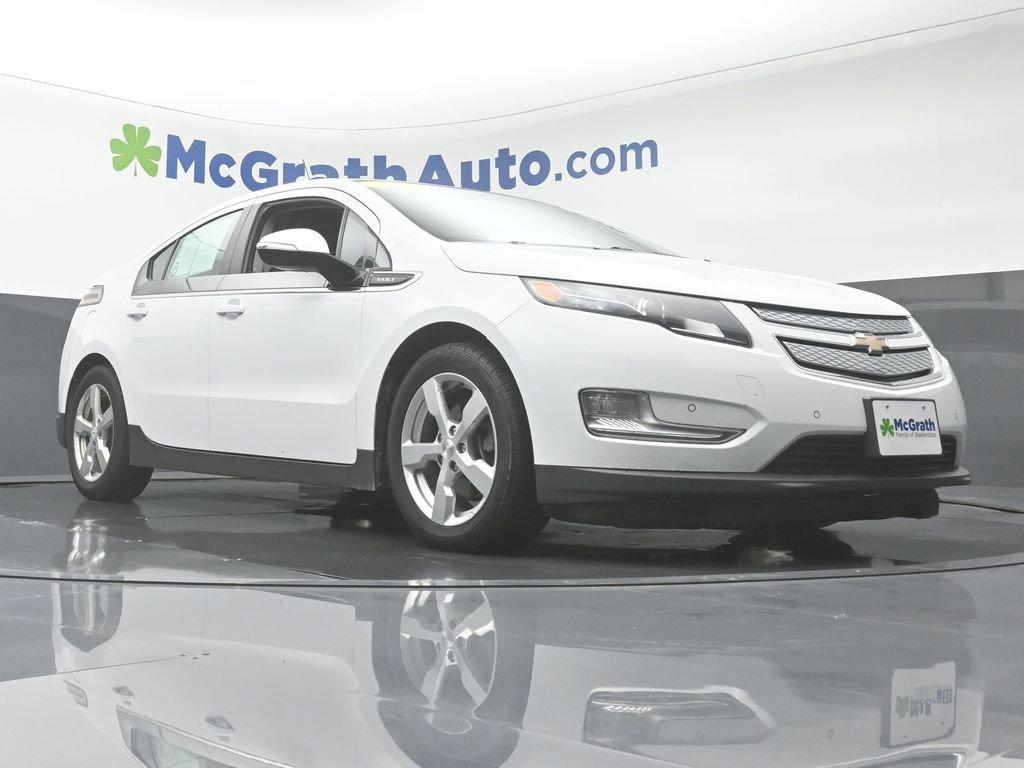 2012 Chevrolet Volt Vehicle Photo in Cedar Rapids, IA 52402