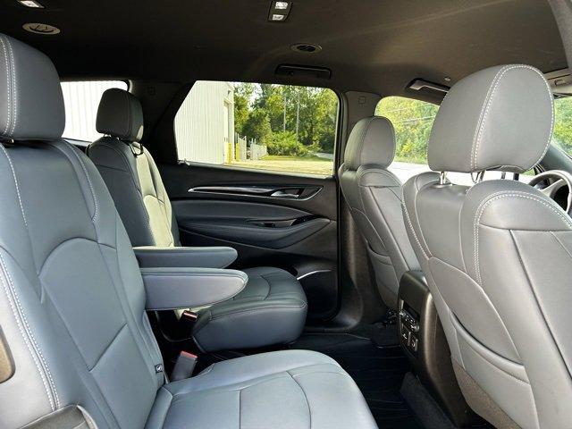 2024 Buick Enclave Vehicle Photo in JACKSON, MI 49202-1834