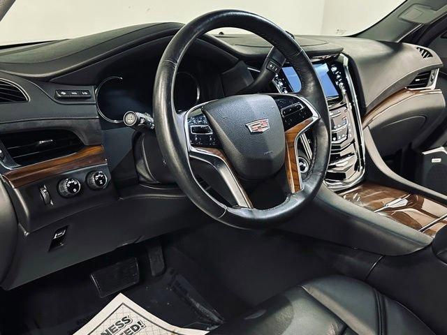 2017 Cadillac Escalade ESV Vehicle Photo in MEDINA, OH 44256-9631