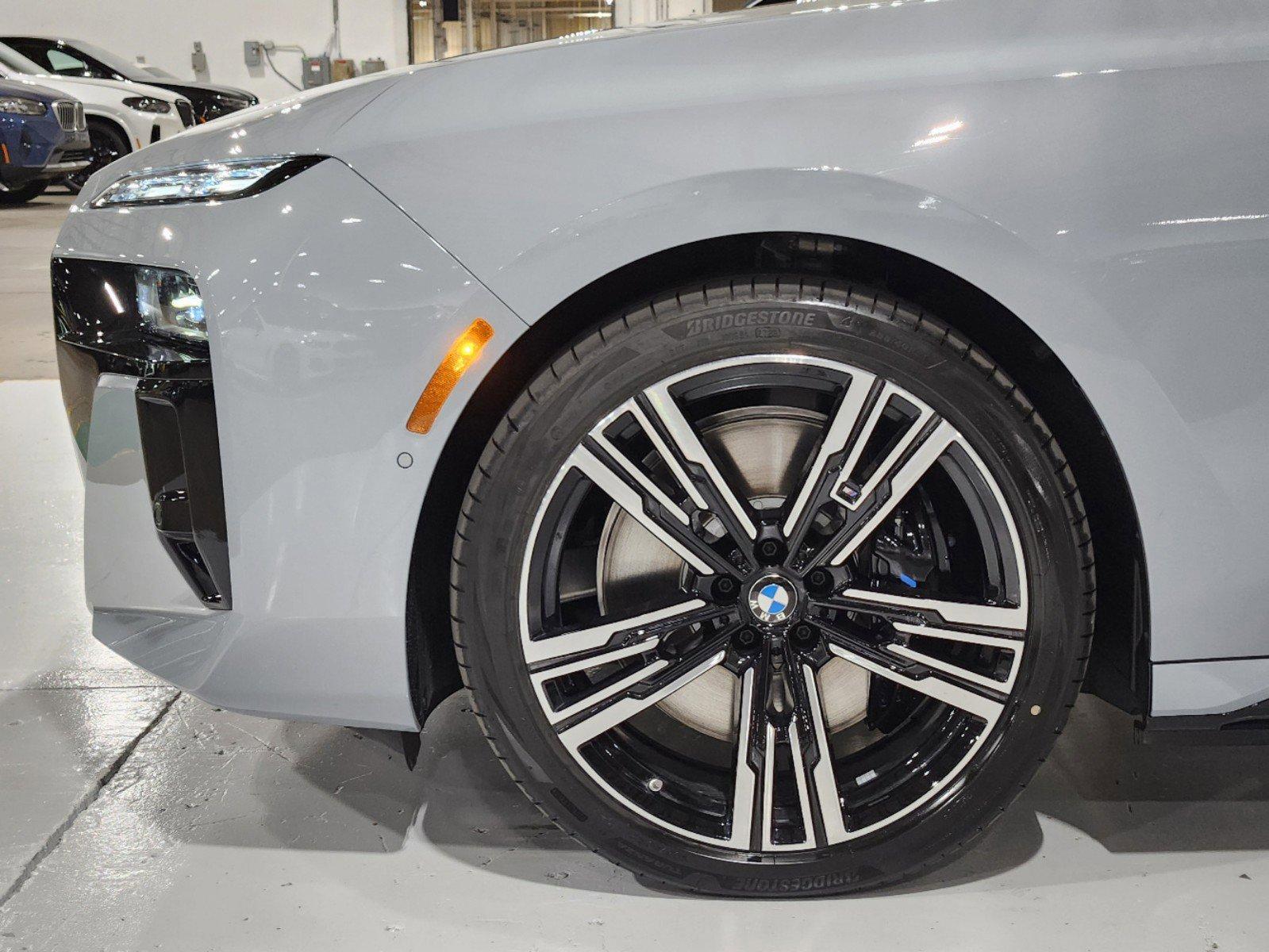 2024 BMW i7 Vehicle Photo in GRAPEVINE, TX 76051