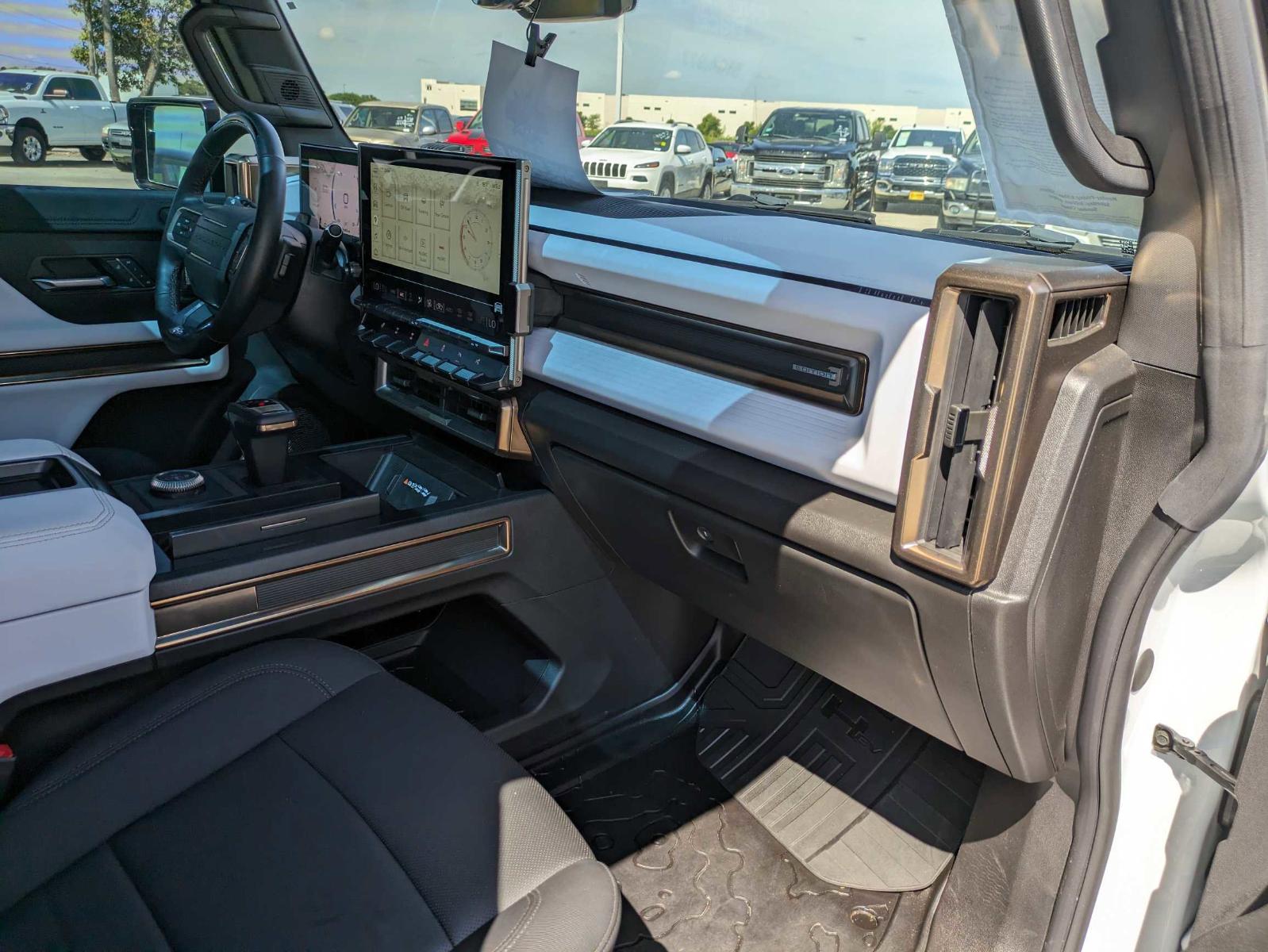 2022 GMC HUMMER EV Vehicle Photo in Seguin, TX 78155