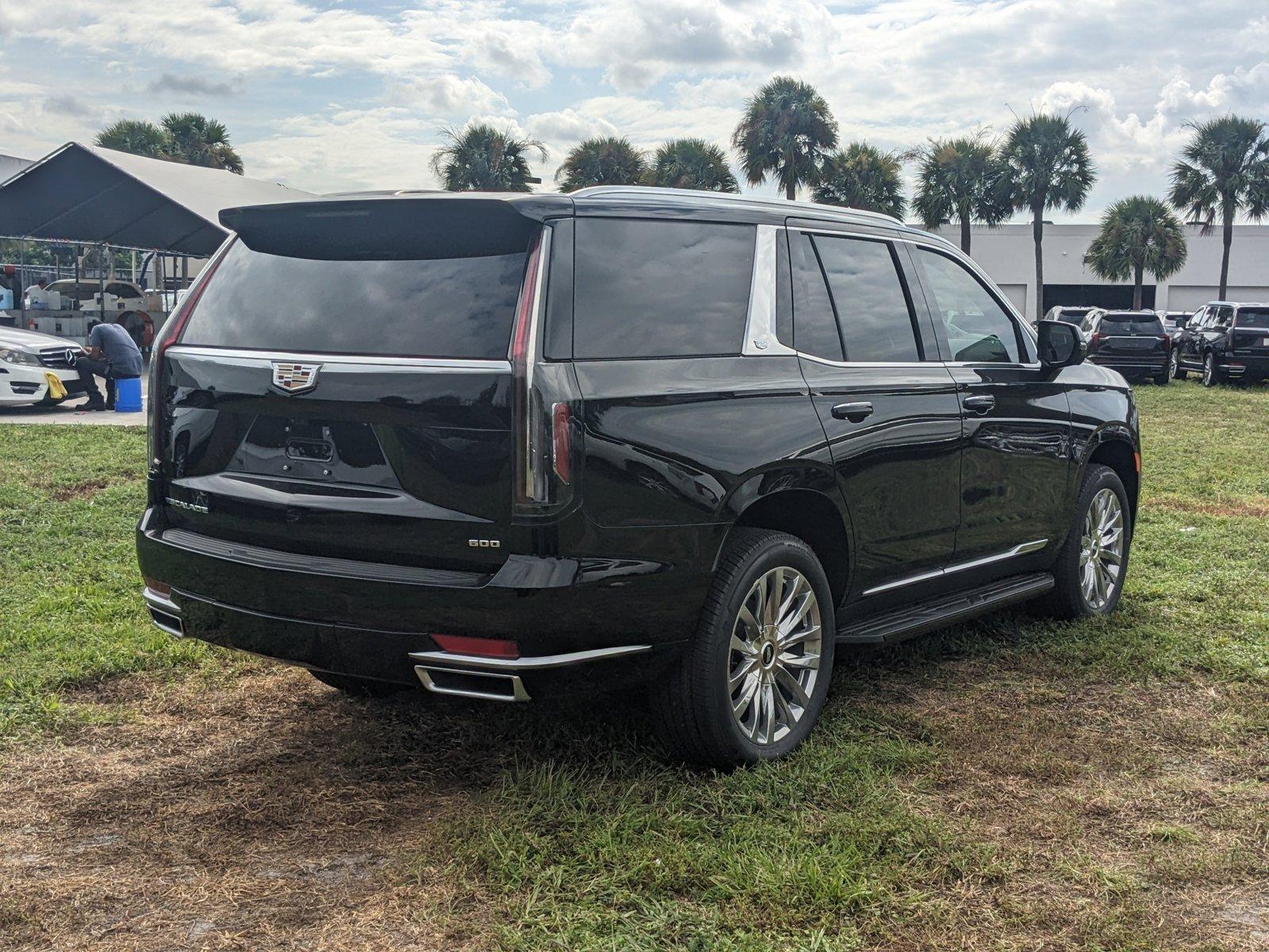 2024 Cadillac Escalade Vehicle Photo in WEST PALM BEACH, FL 33407-3296