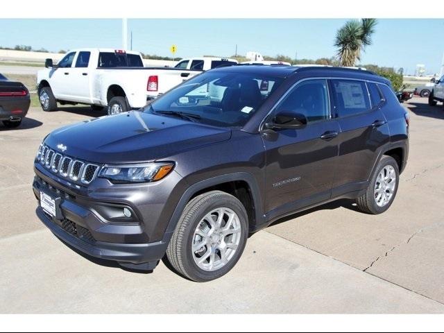 2024 Jeep Compass Vehicle Photo in ROSENBERG, TX 77471