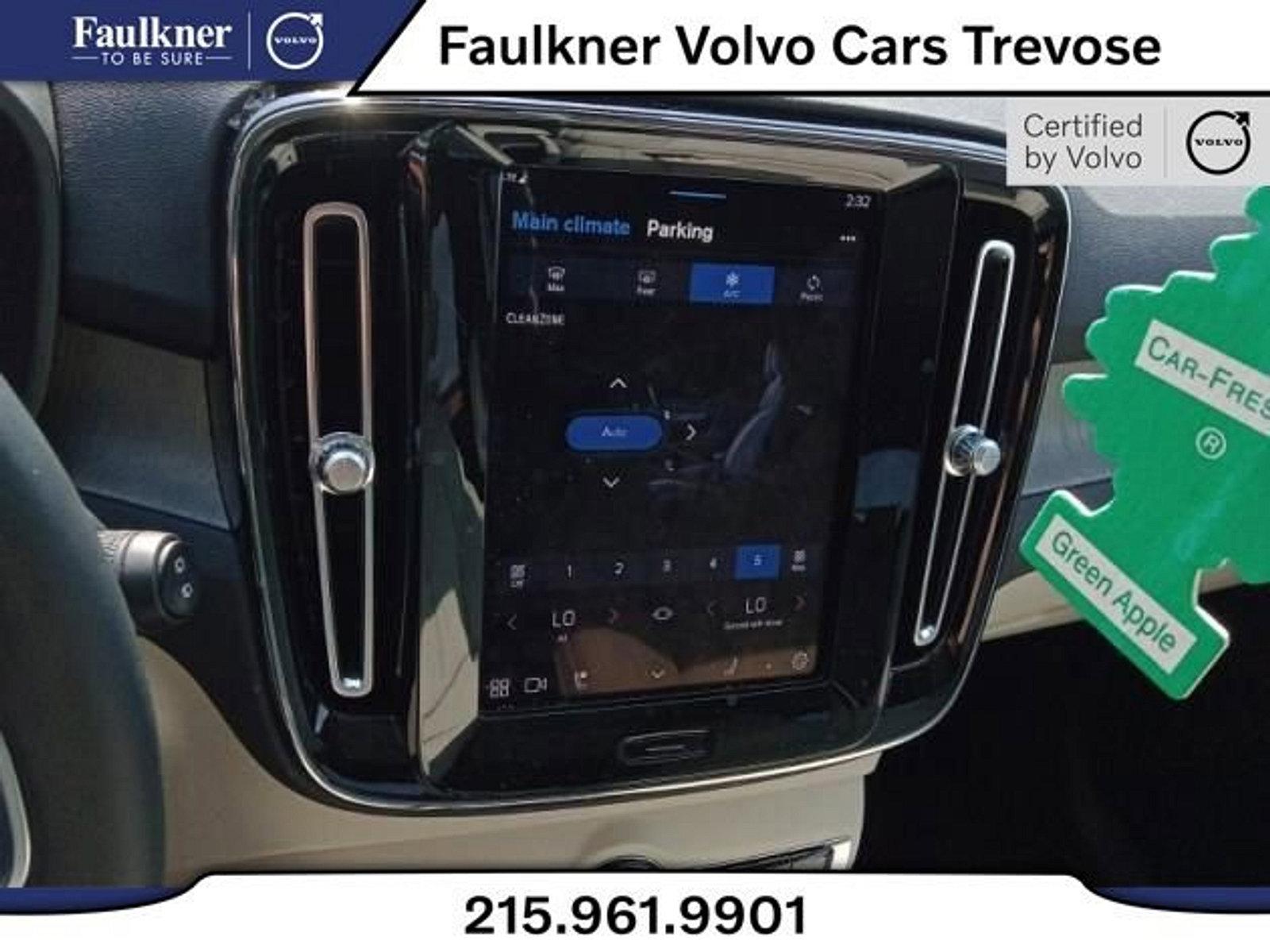 2023 Volvo XC40 Vehicle Photo in Trevose, PA 19053